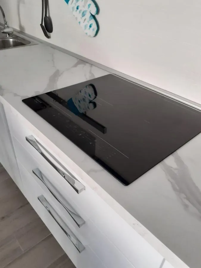 Alexia A Pochi Passi Dal Mare Appartamento Confort Con Box Auto Alassio Apartment