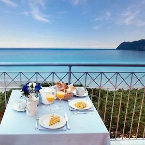 4* Hotell Grand