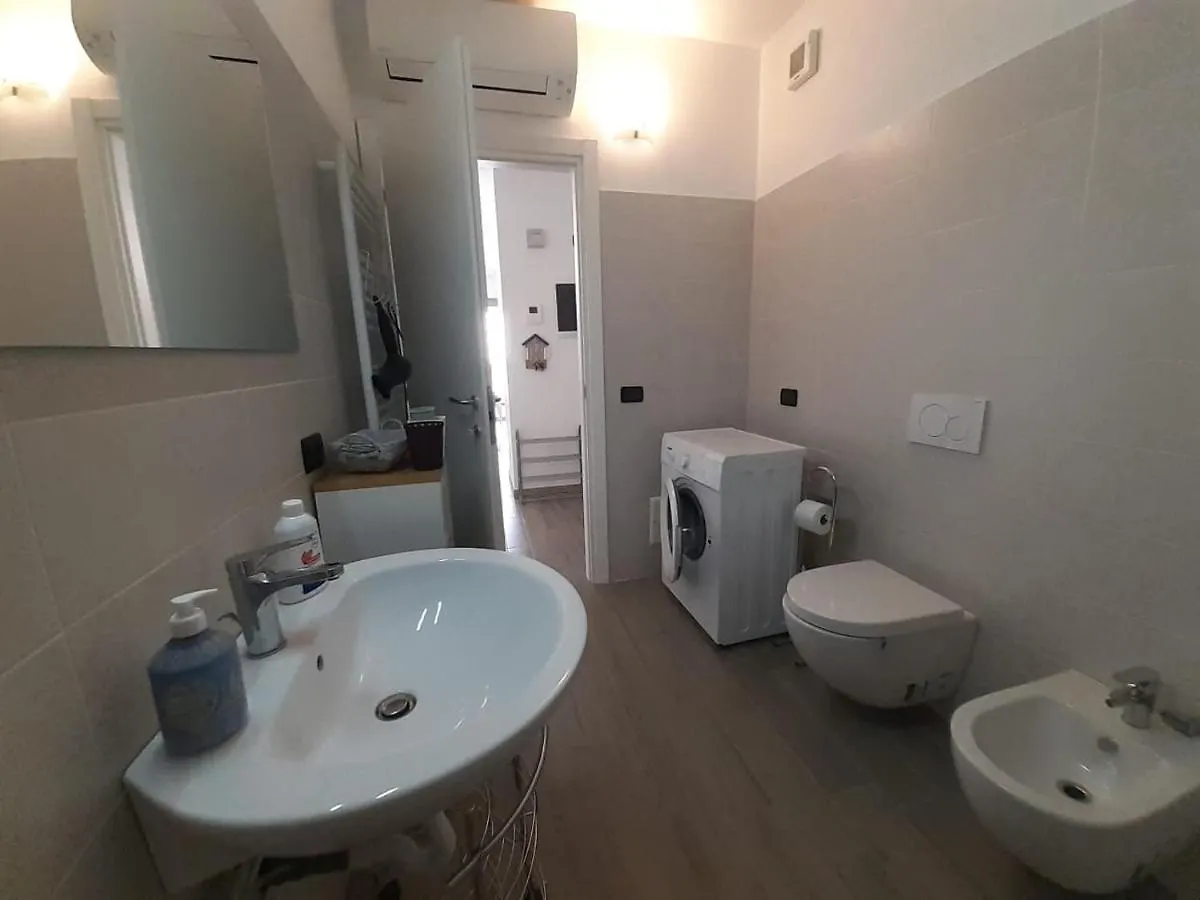 Alexia A Pochi Passi Dal Mare Appartamento Confort Con Box Auto Alassio