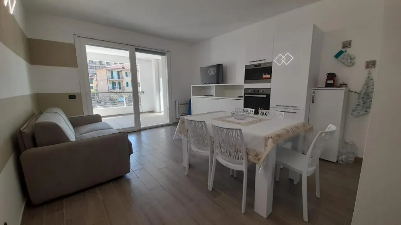 Alexia A Pochi Passi Dal Mare Appartamento Confort Con Box Auto location